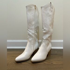 Brand new never worn  White Knee-High Women's Cowgirl Boots western